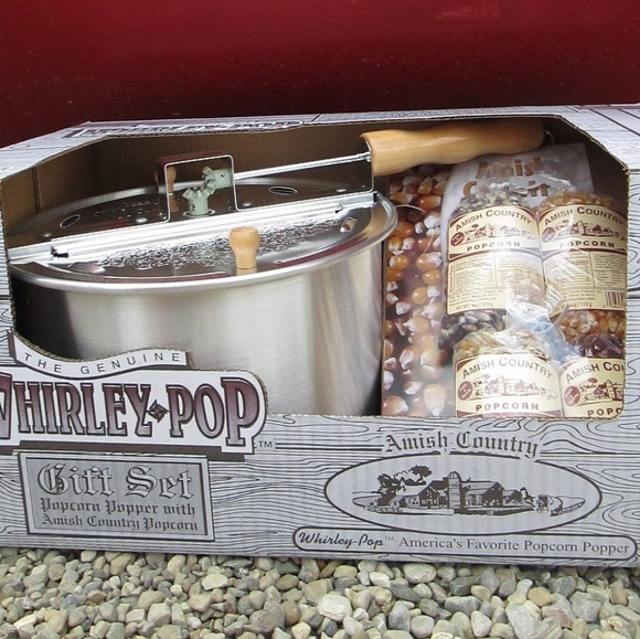 Amish Kitchen Whirley Popcorn Maker Amish Holiday Set Poshmark